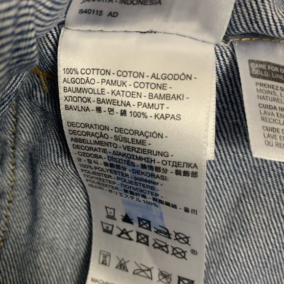 Levi's Original Sequin Trucker Jean Jacket Denim Blue Red Size Small - Picture 15 of 16